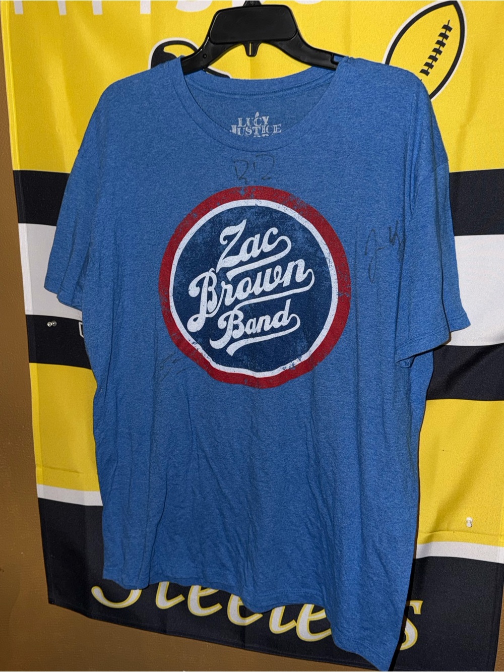 Lucky Justice Goods Zac Brown Band Autographed Graphic T Shirt Country Music Men